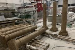 Columnas en travertino