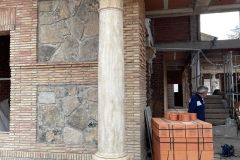 Columnas en travertino