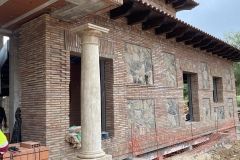 Columnas en travertino