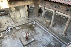 Columnas en travertino