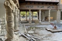 Columnas en travertino